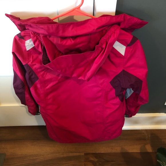 Lands End Raincoat - Picture 2 of 5